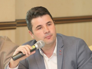 Plătim „taxa de liniște” pentru că nu vin bani din alte părți! Antreprenorii se revoltă